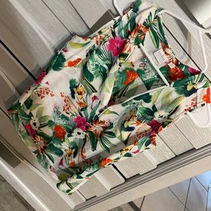 Bright flower pattern blouse tank with zipper